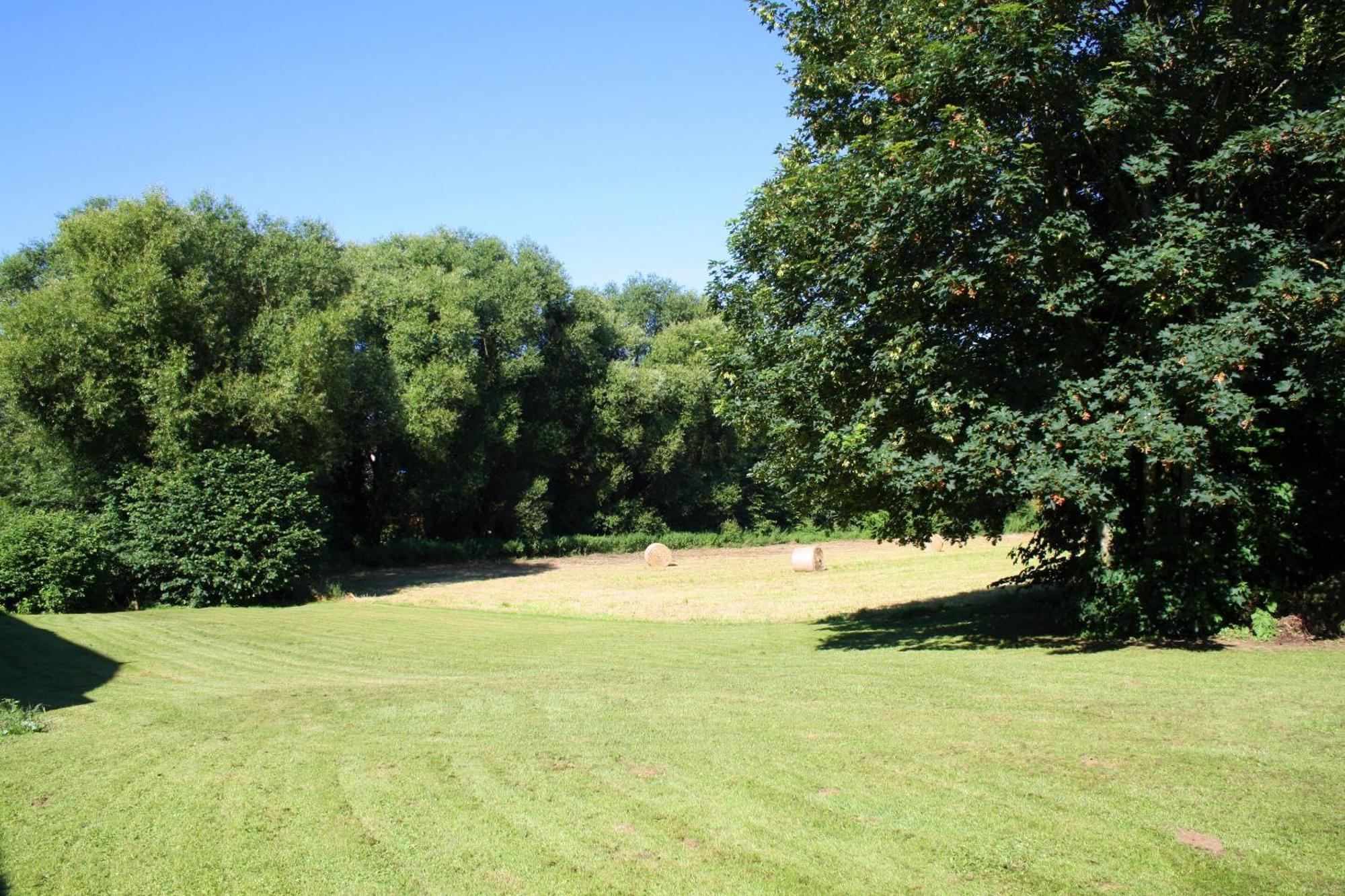 Manoir De La Basse-Cour Bed & Breakfast Asnieres-sur-Vegre Bagian luar foto
